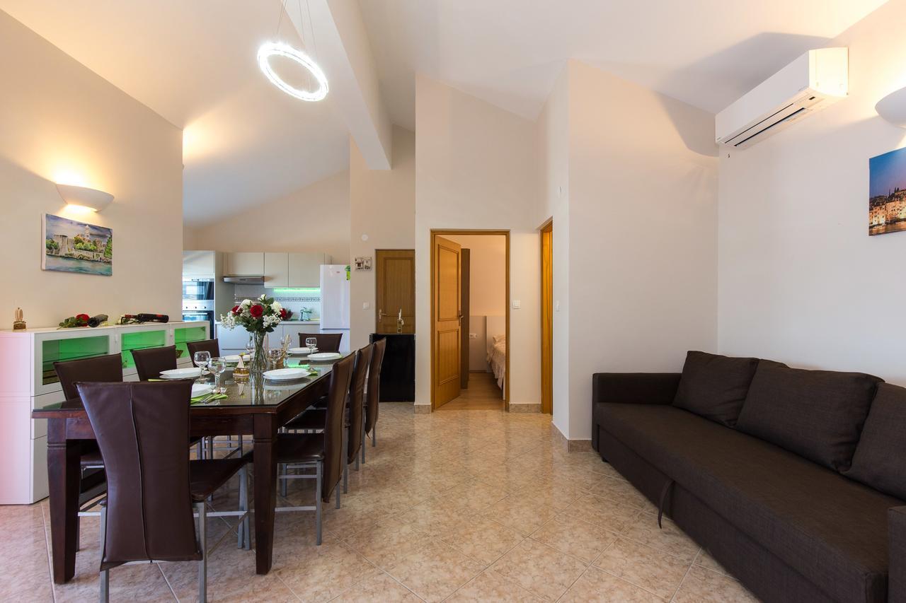 Apartments Tamaris Cizici Exterior photo